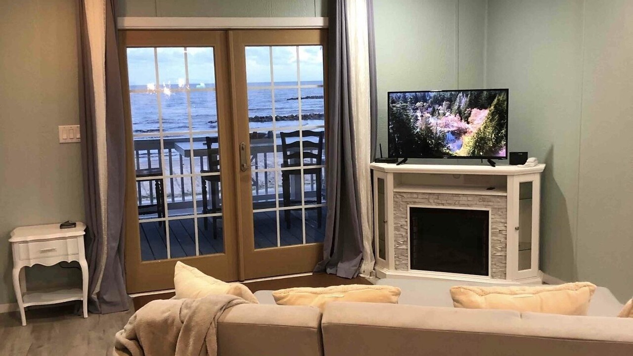 Photo of Livingroom in Lakeview  Jefferson County
