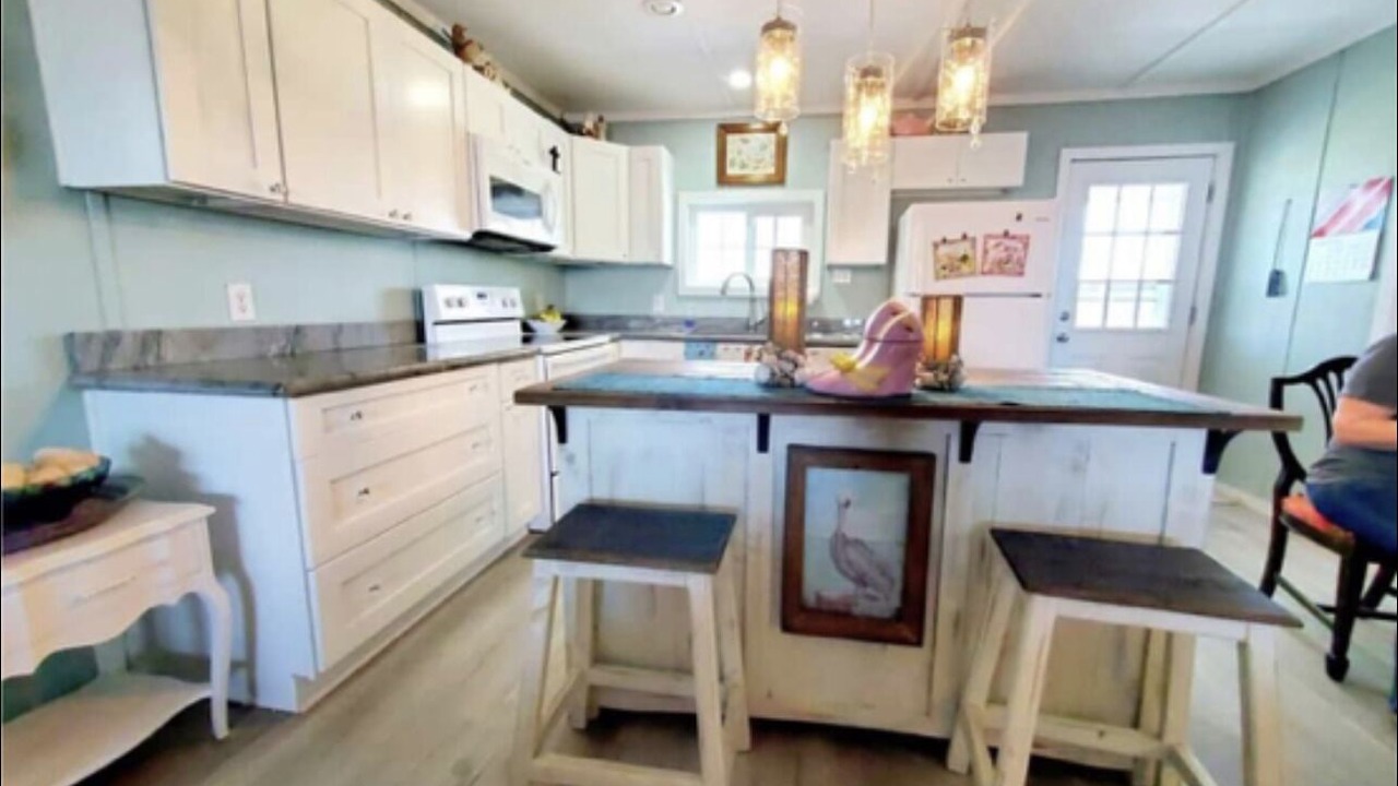 Photo of Kitchen in Lakeview  Jefferson County