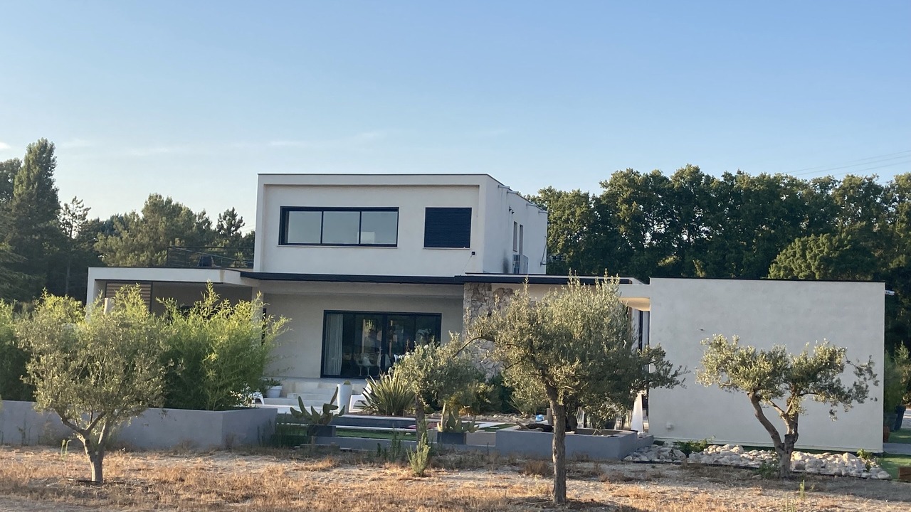 Photo of Outdoor in Cabries