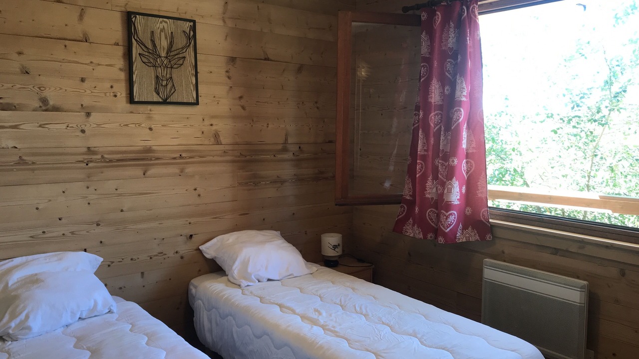 Photo of Bedroom in Pyrenees 2000