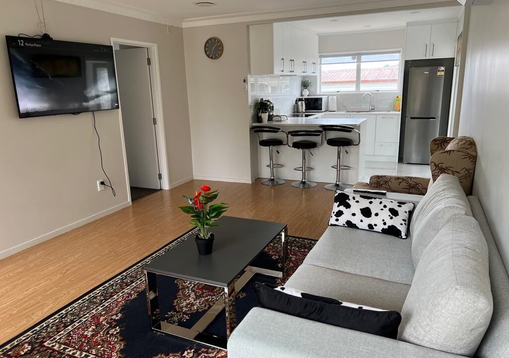 Photo of Livingroom in Goodwood Heights