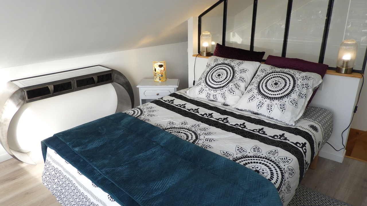 Photo of Bedroom in Lisieux