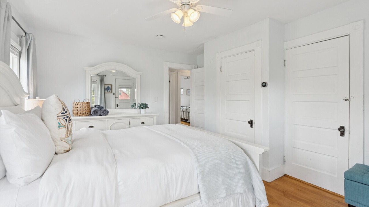 Photo of Bedroom in Pemaquid Beach