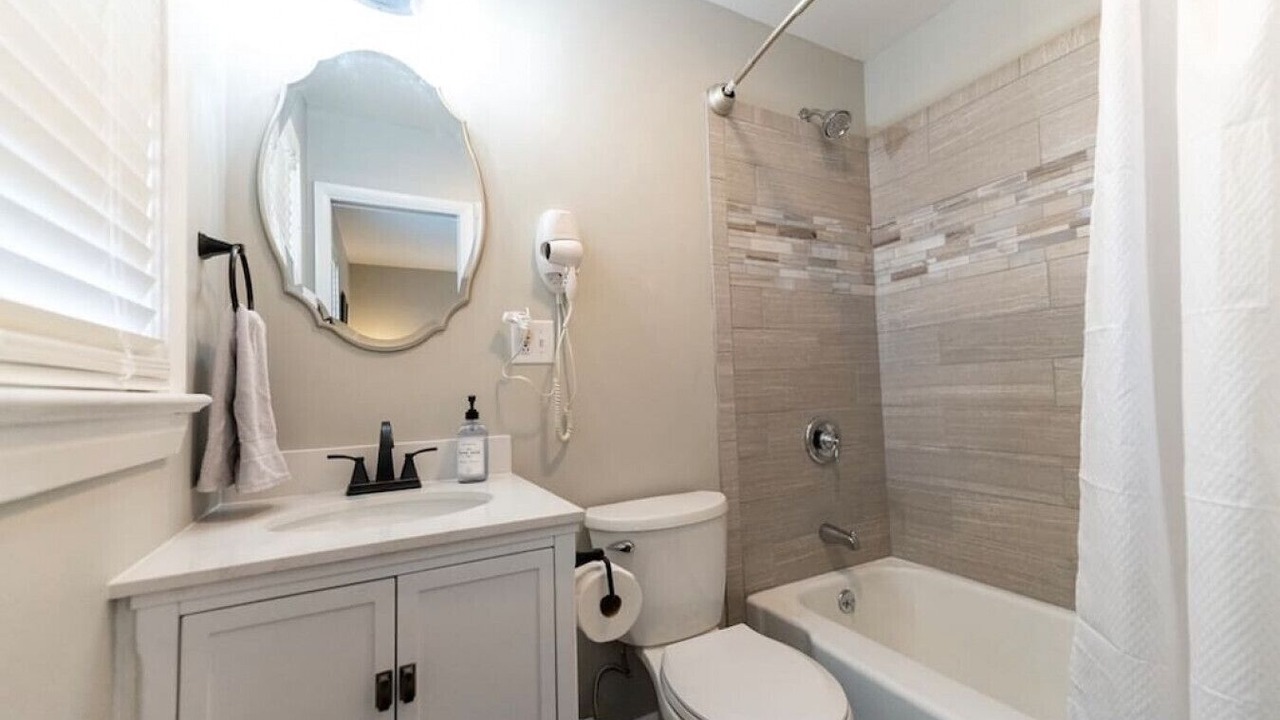Photo of Bathroom in Edenton