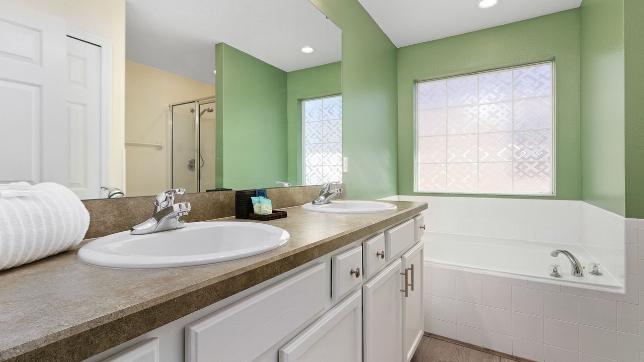 Photo of Bathroom in Lake Wilson Preserve