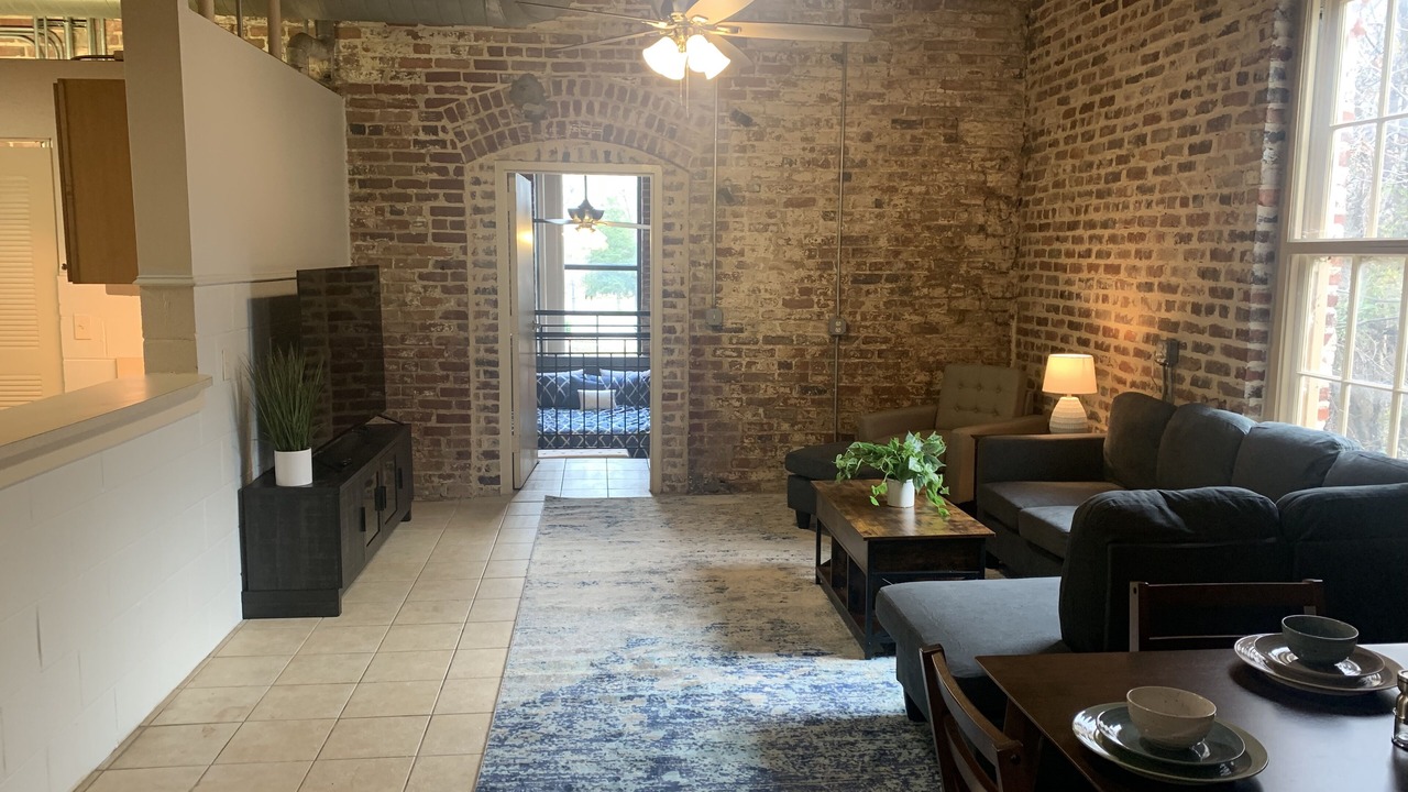Photo of Livingroom in Danville