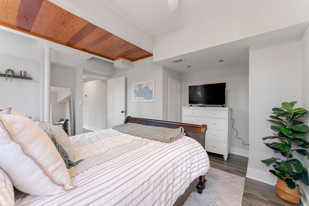 Photo of Bedroom in Chamblee