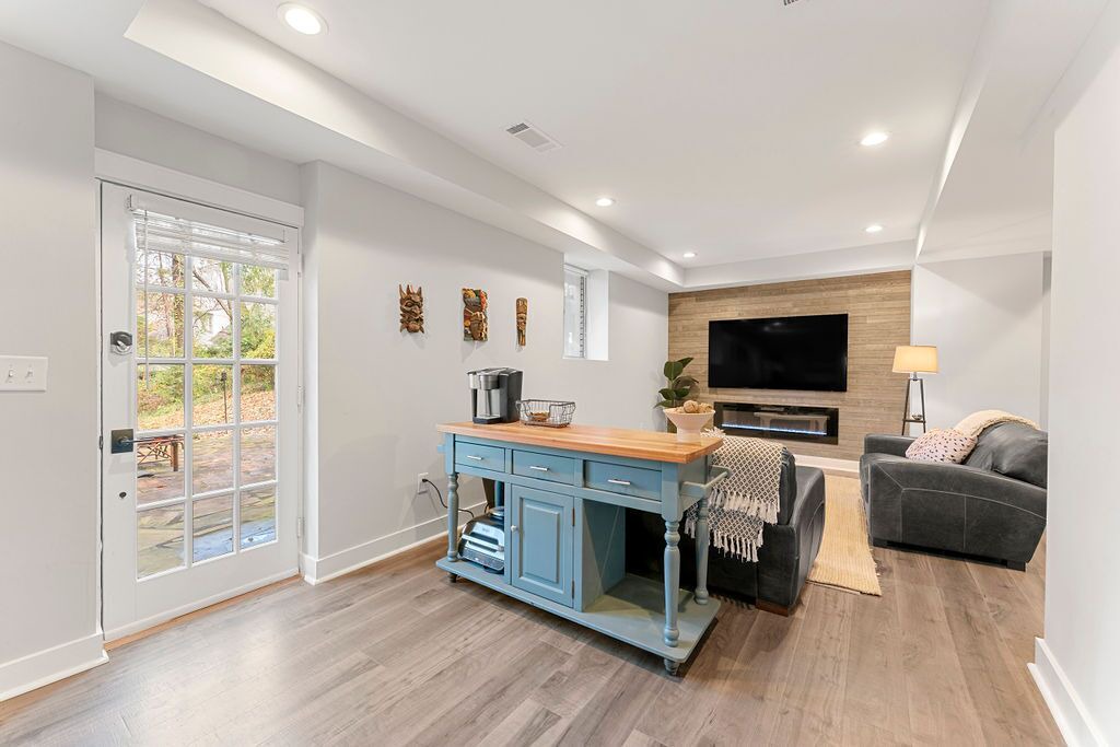 Photo of Others in Chamblee