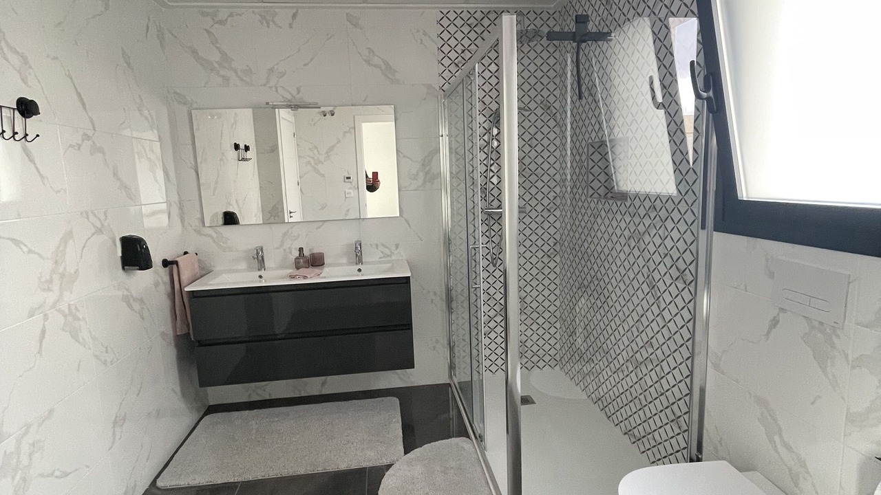 Photo of Bathroom in Los Montesinos