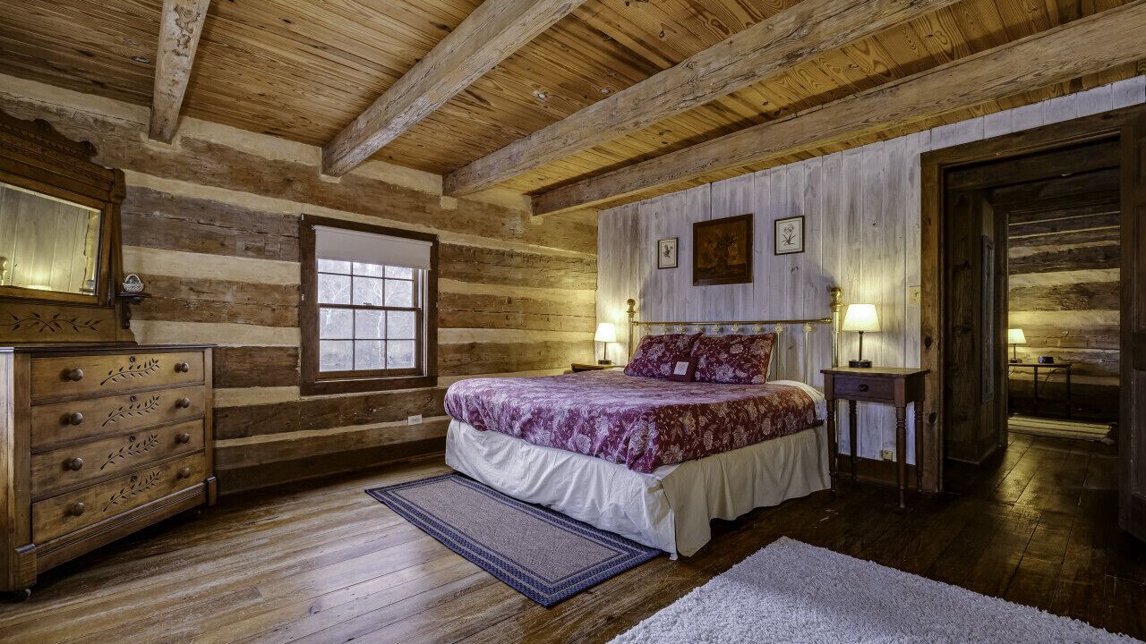 Photo of Livingroom in Luray