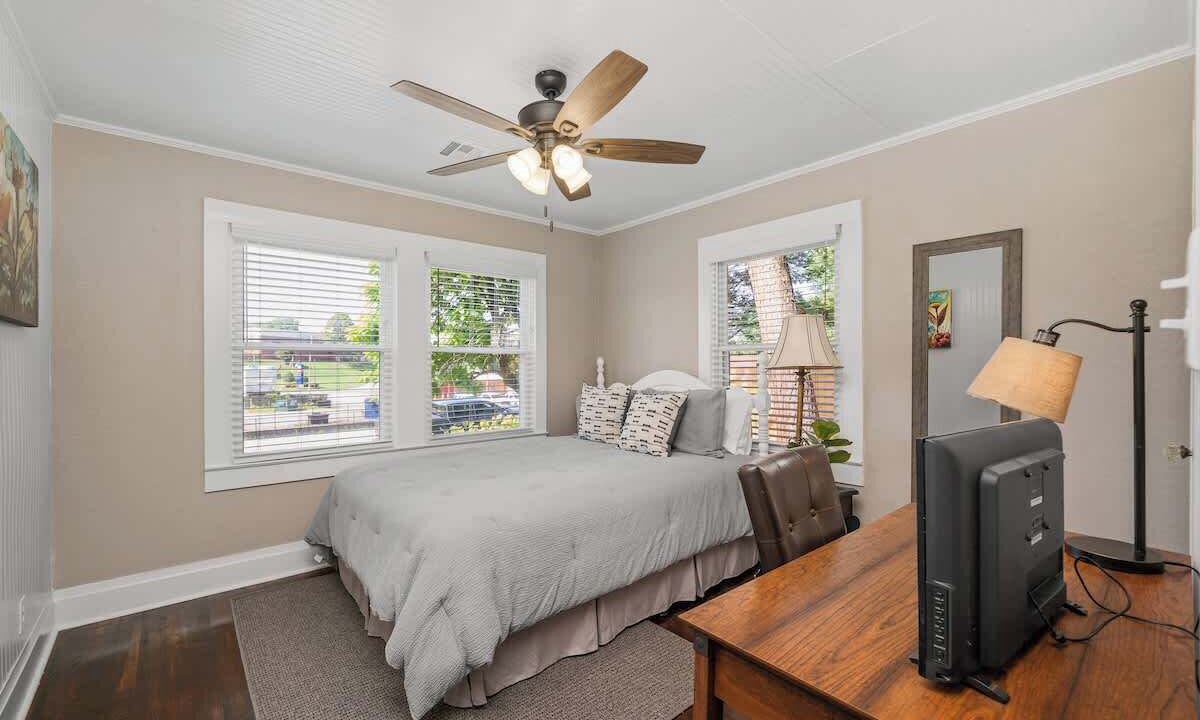 Photo of Bedroom in Van Buren