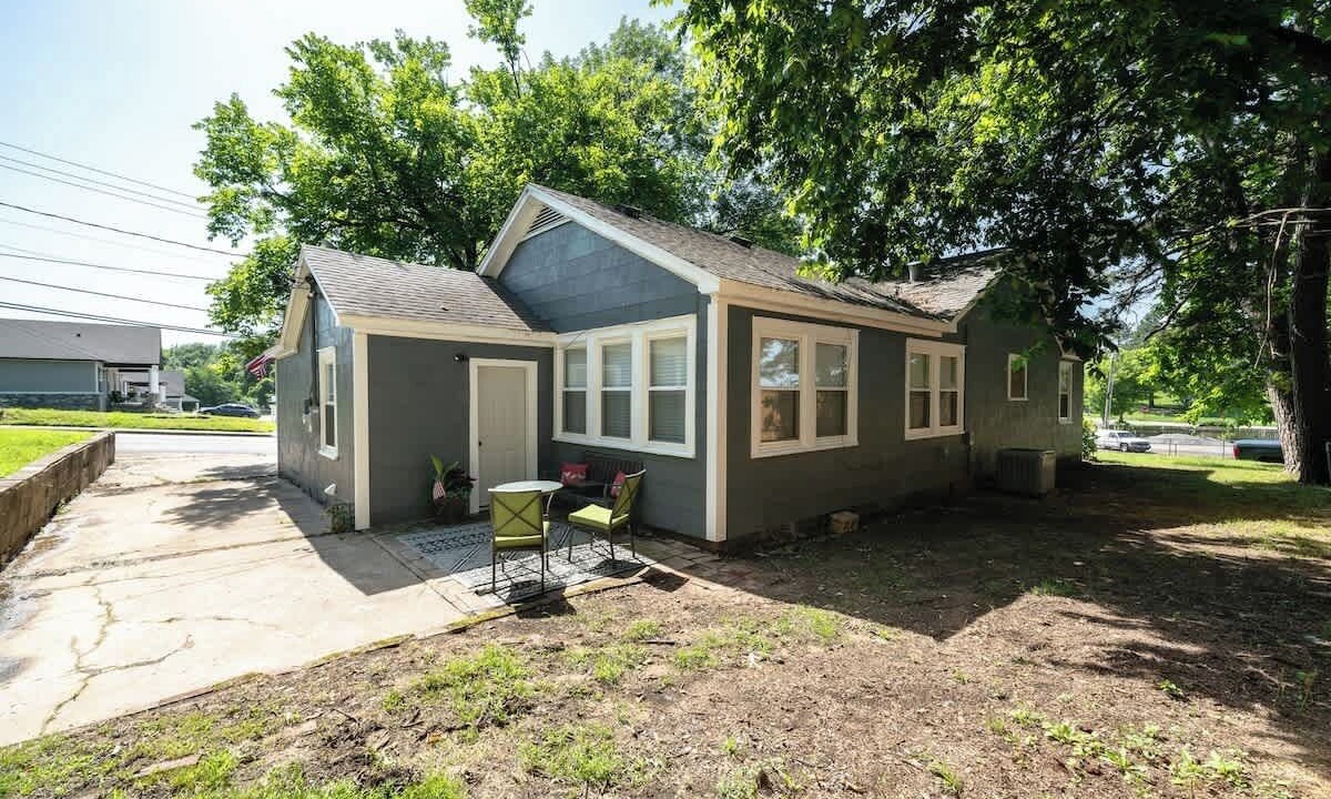 Photo of Outdoor in Van Buren