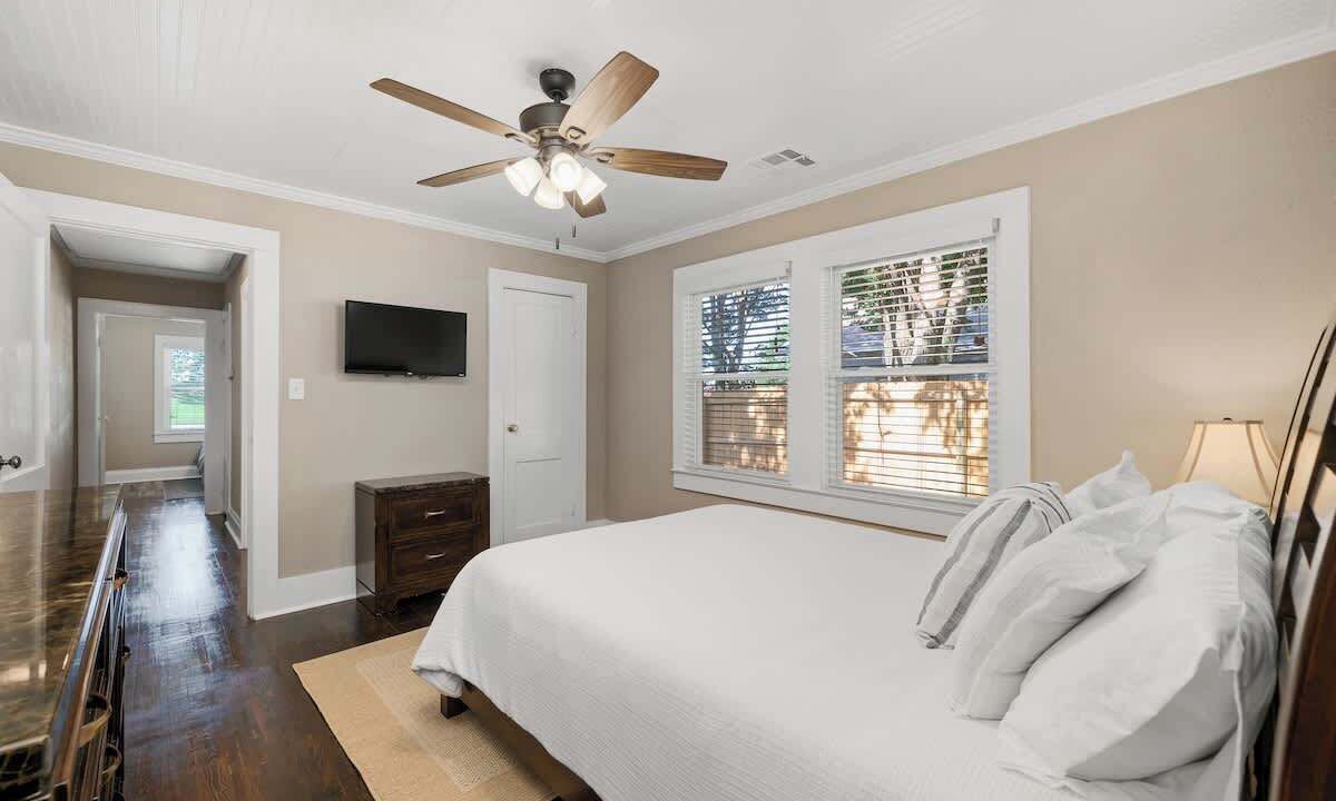 Photo of Bedroom in Van Buren