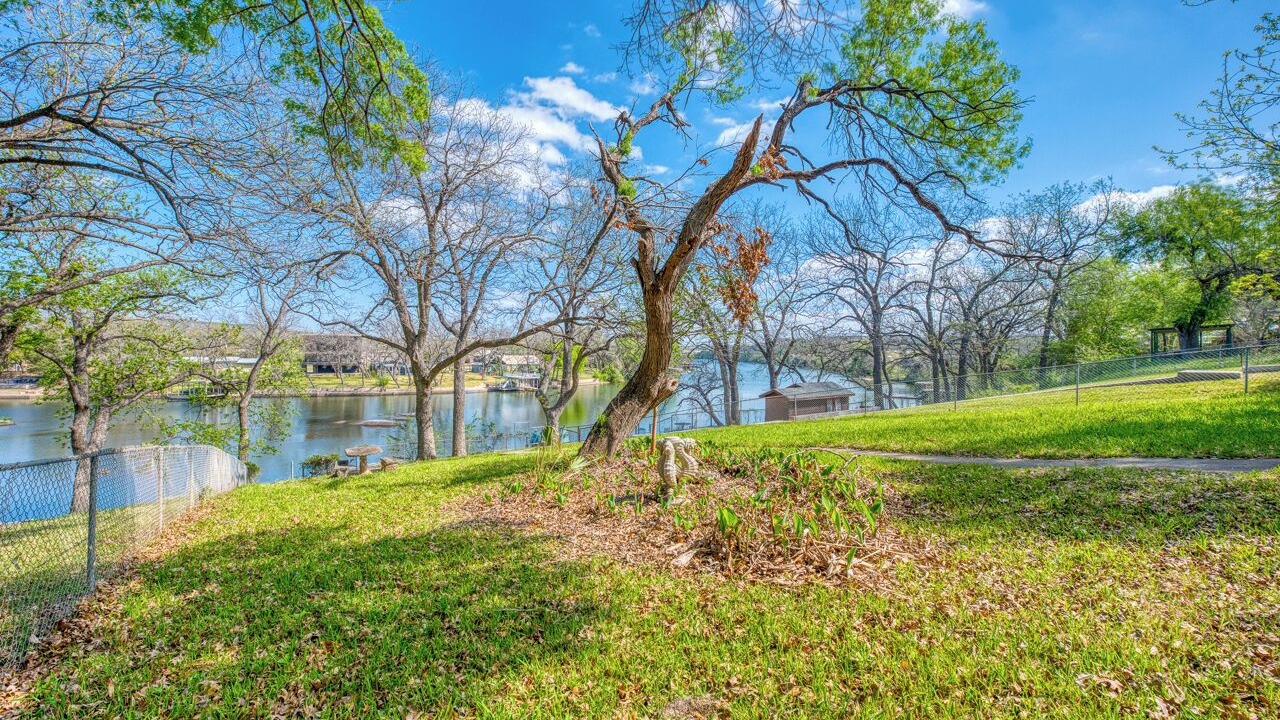 Photo of Outdoor in Burnet