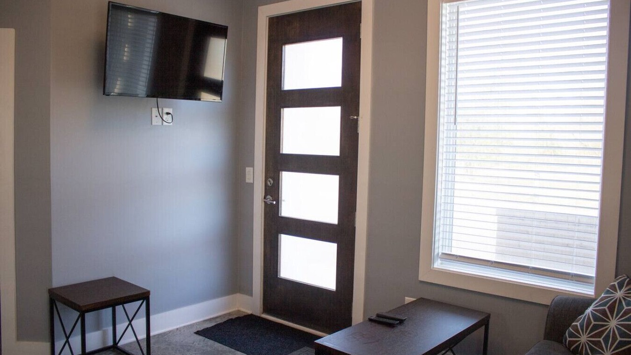 Photo of Livingroom in Hadley - Washington