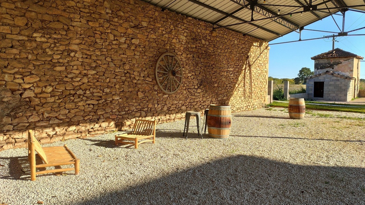 Photo of Patio Balcony in Vestric-et-Candiac