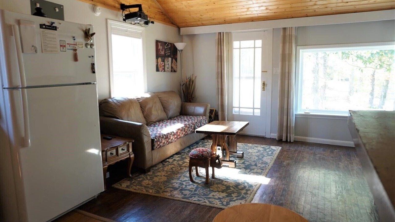 Photo of Livingroom in Hickman