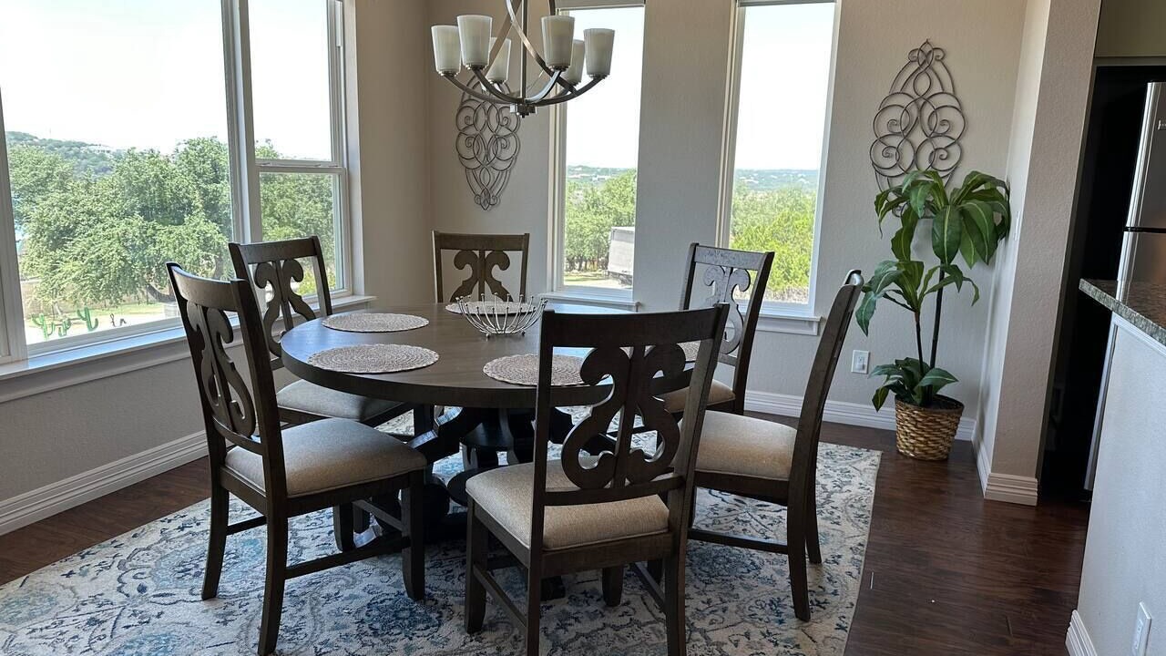 Photo of Bedroom in Point Venture