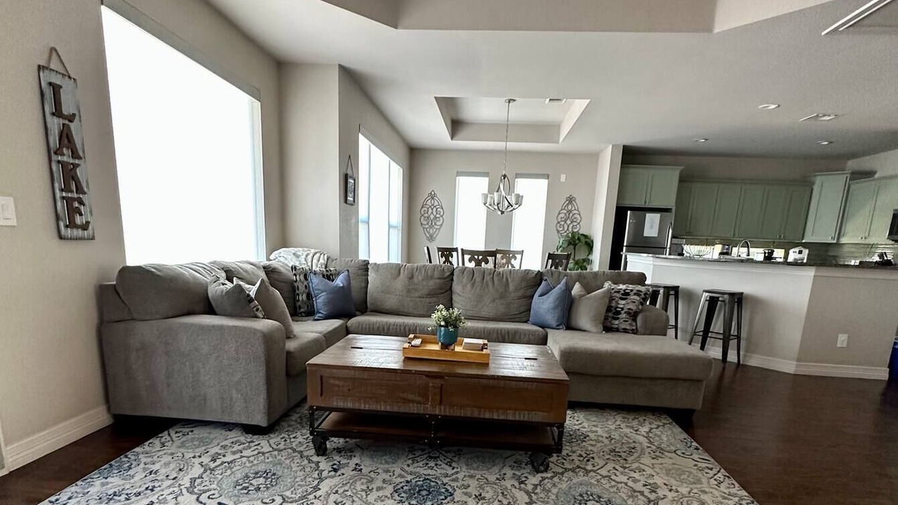 Photo of Bedroom in Point Venture