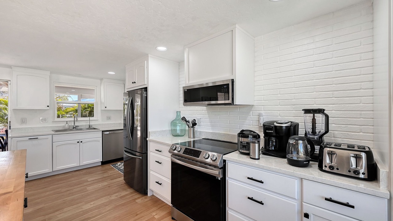Photo of Kitchen in Gulf Gate Estates