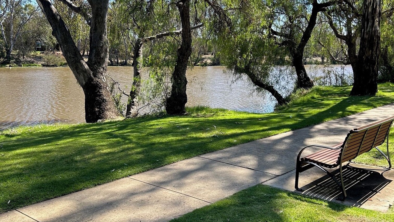 Photo of Outdoor in Bridgewater on Loddon