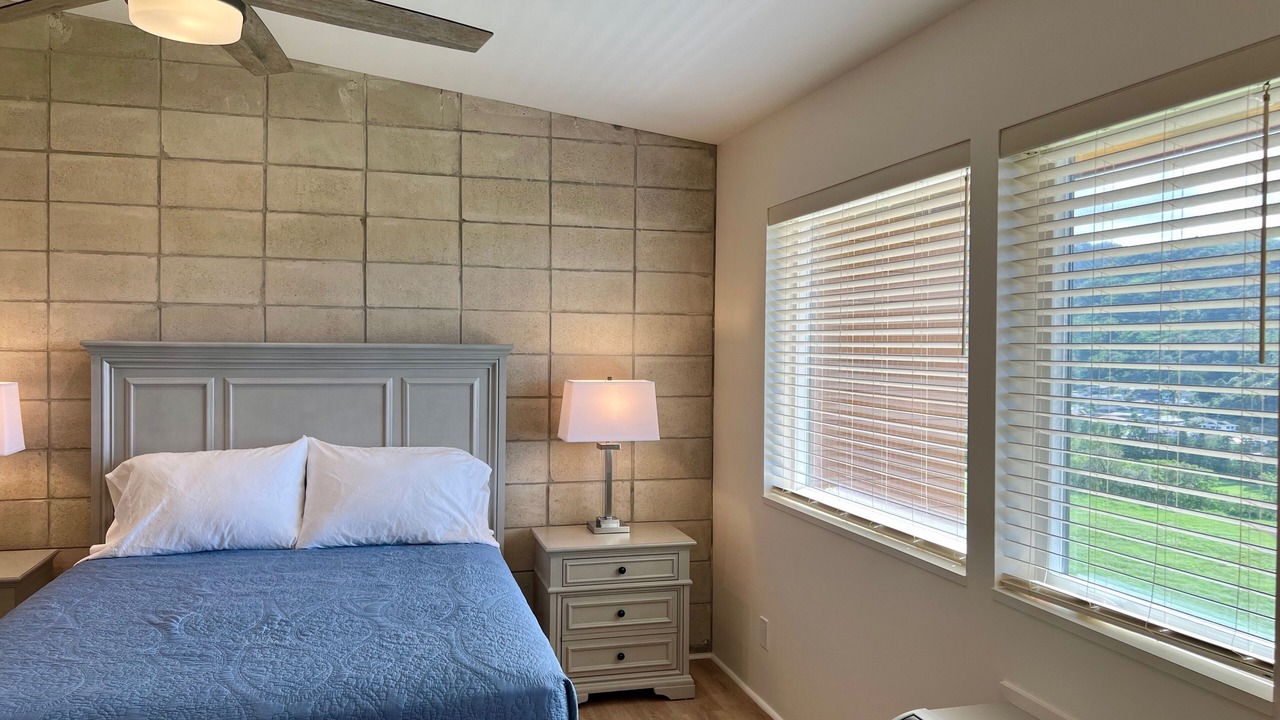 Photo of Bedroom in Moanalua