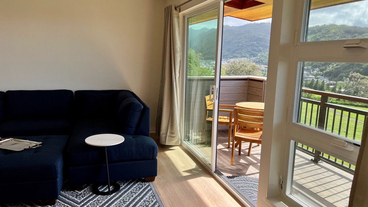 Photo of Livingroom in Moanalua