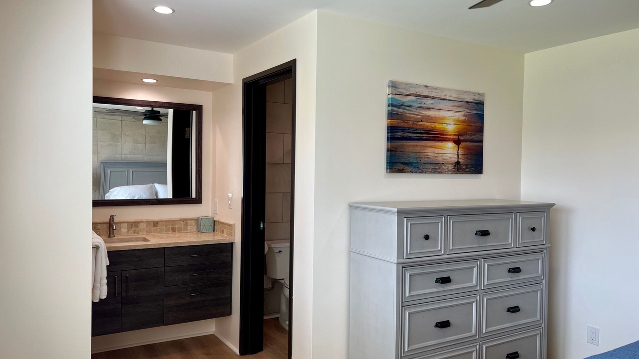 Photo of Bedroom in Moanalua