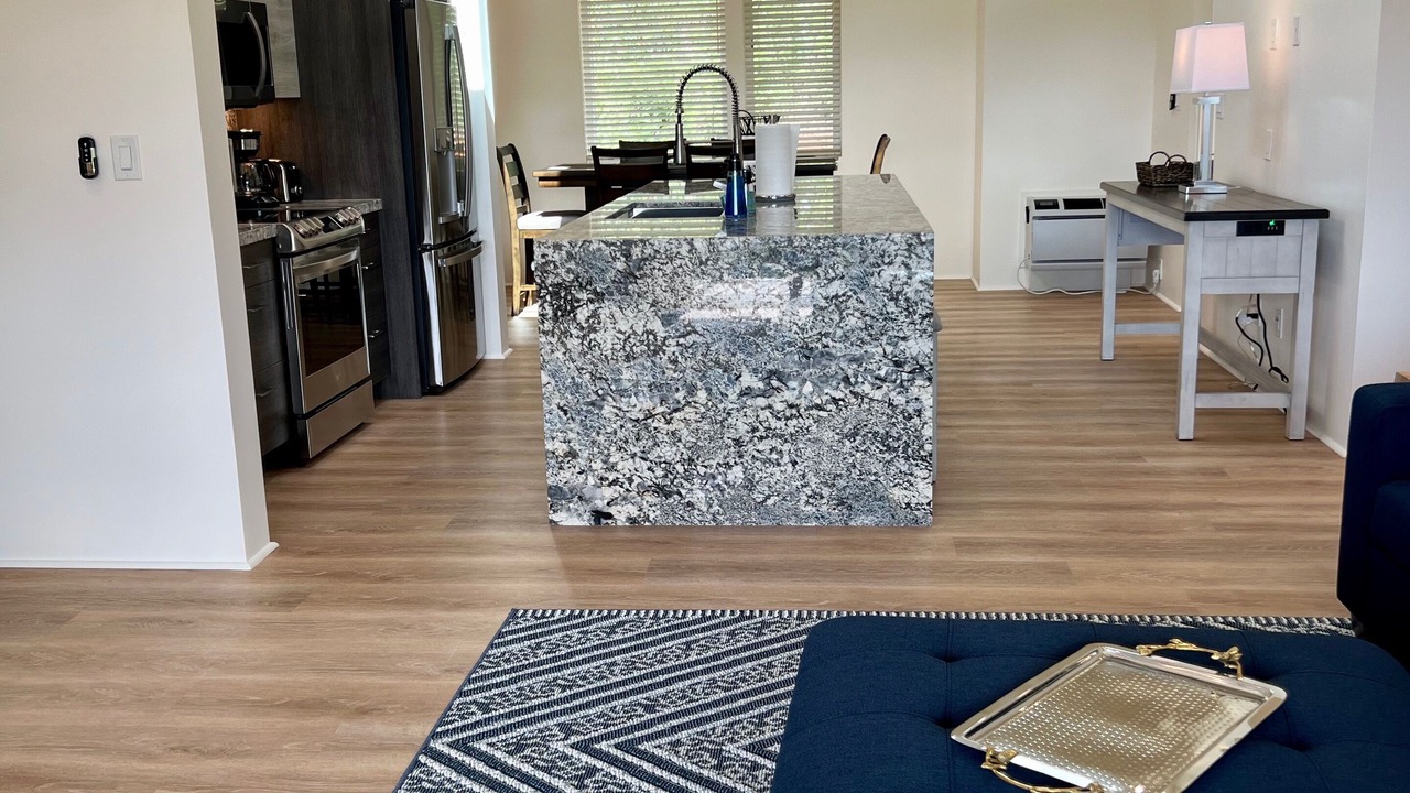 Photo of Livingroom in Moanalua