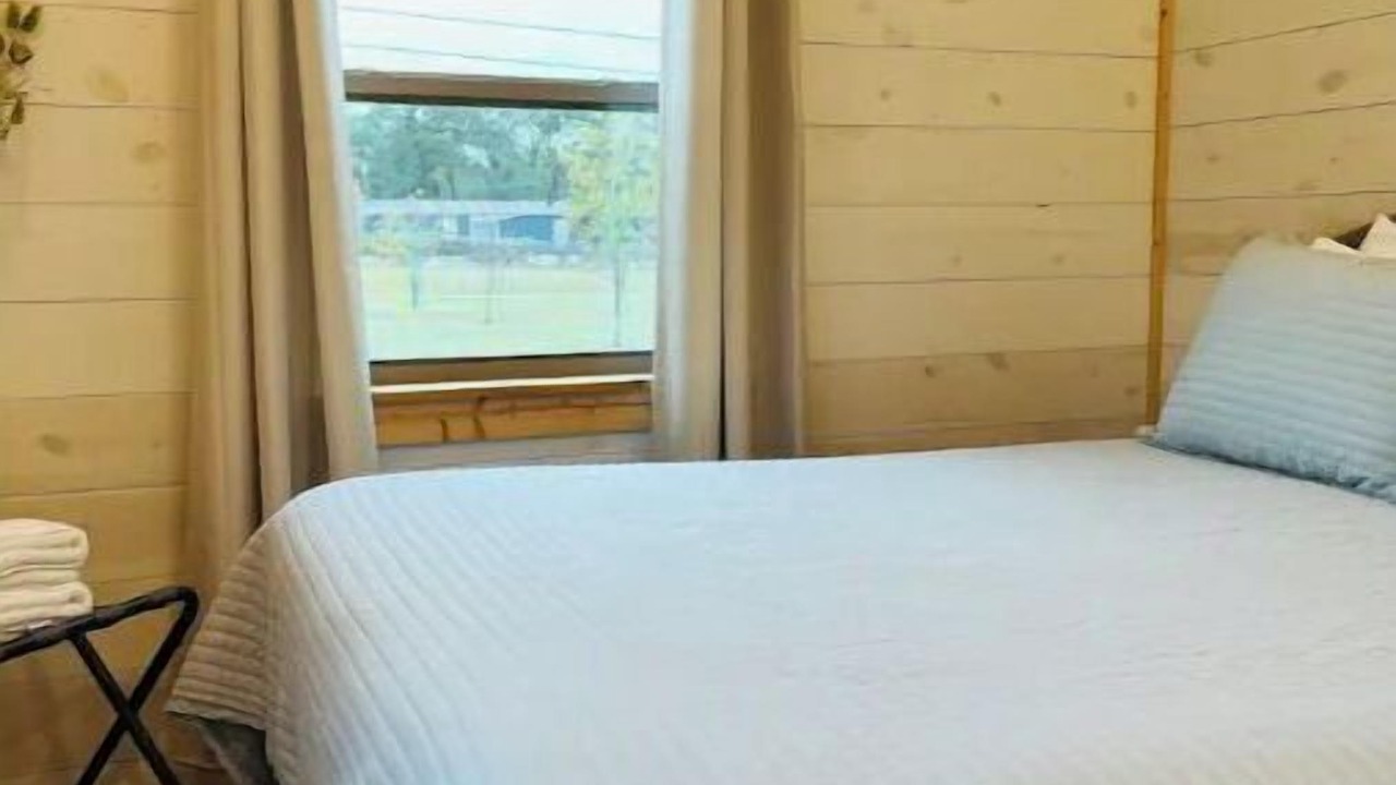 Photo of Bedroom in Granbury