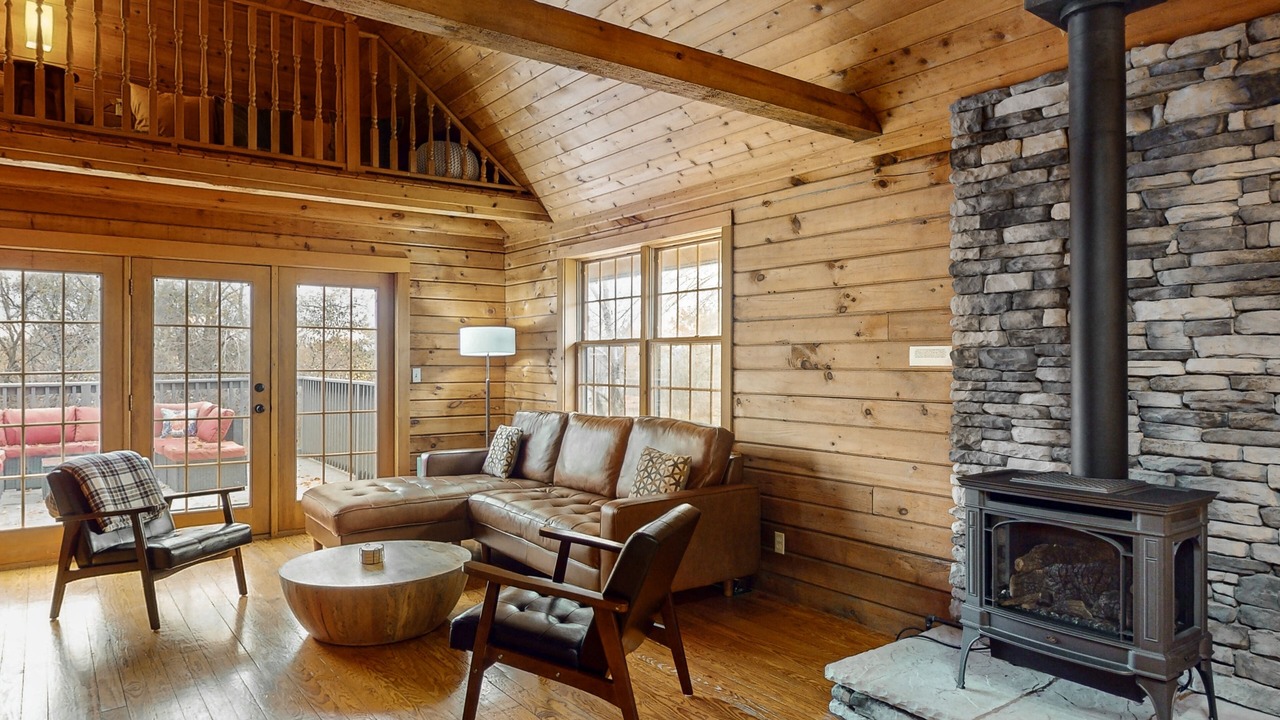 Photo of Livingroom in Town of Torrey
