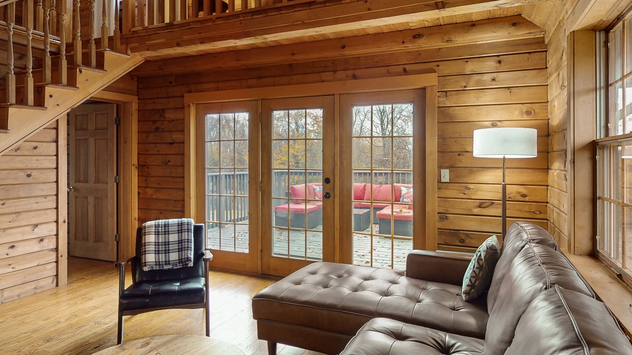Photo of Livingroom in Town of Torrey
