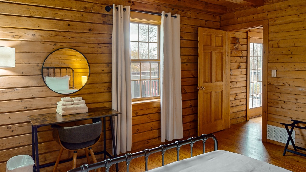 Photo of Bedroom in Town of Torrey