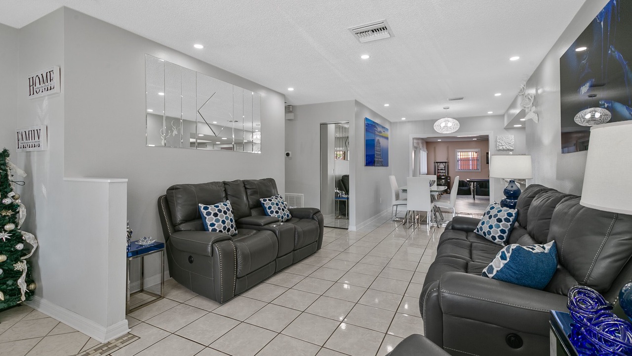 Photo of Livingroom in Citrus Park