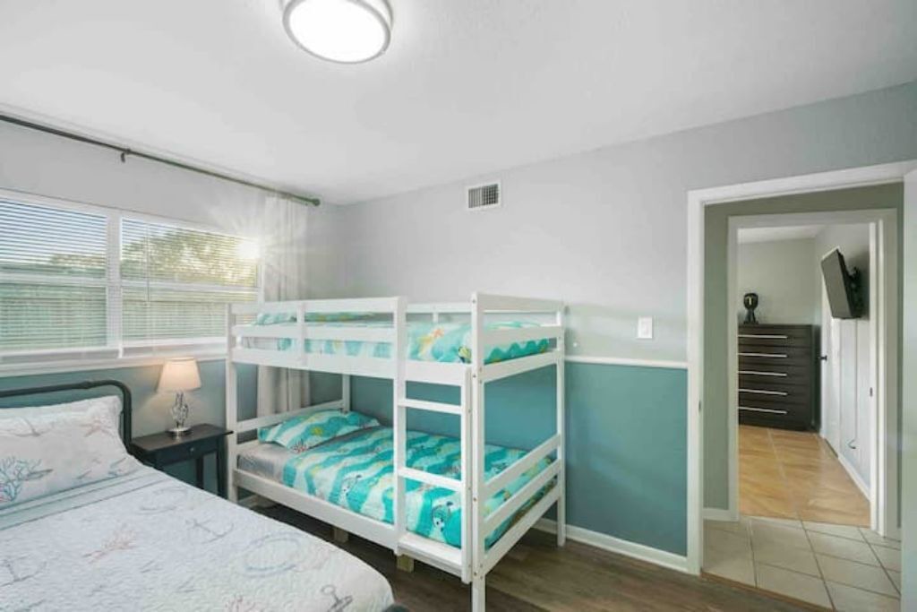 Photo of Bedroom in South Side