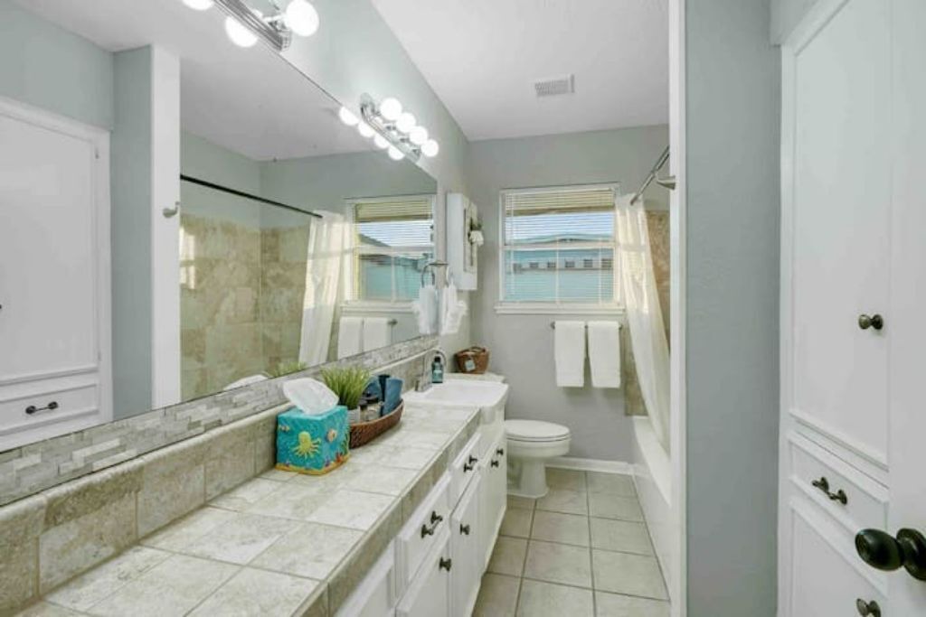 Photo of Bathroom in South Side