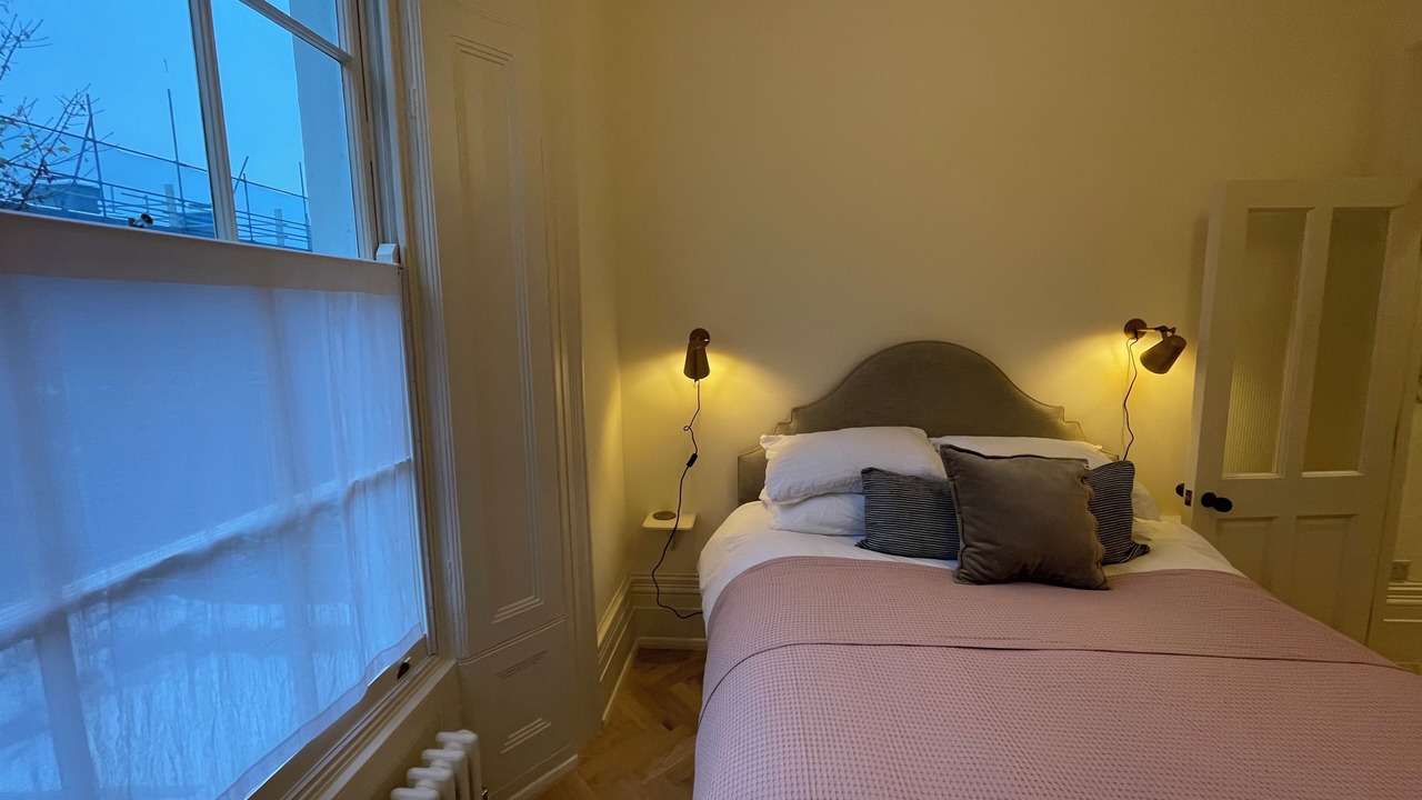 Photo of Others in Finsbury