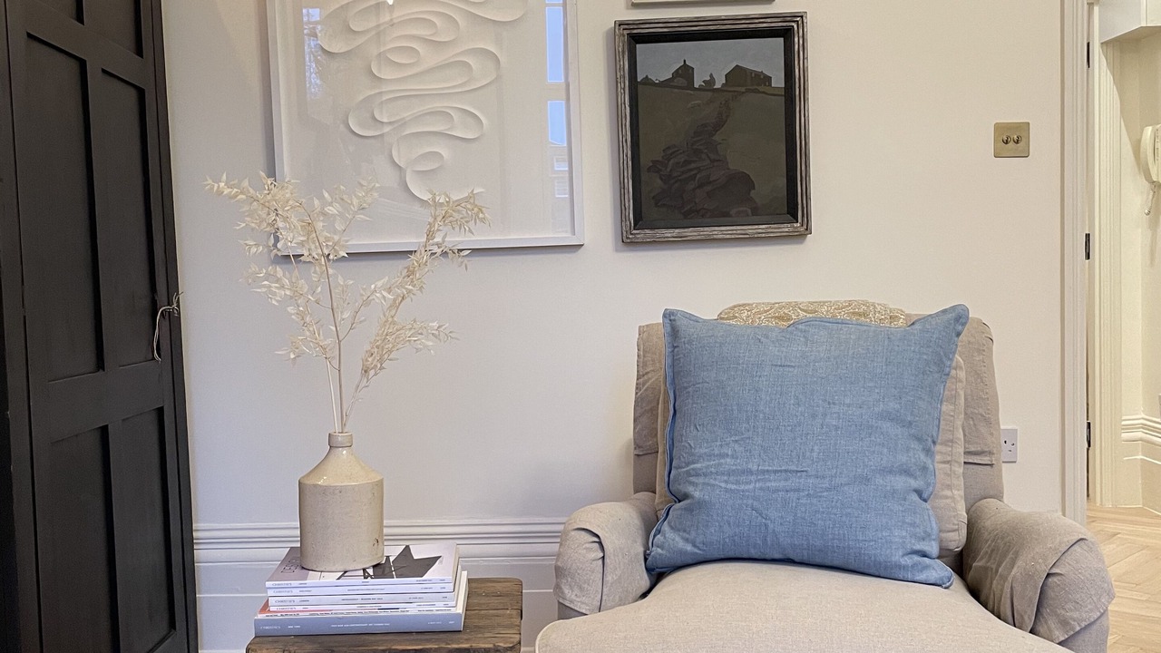 Photo of Livingroom in Finsbury