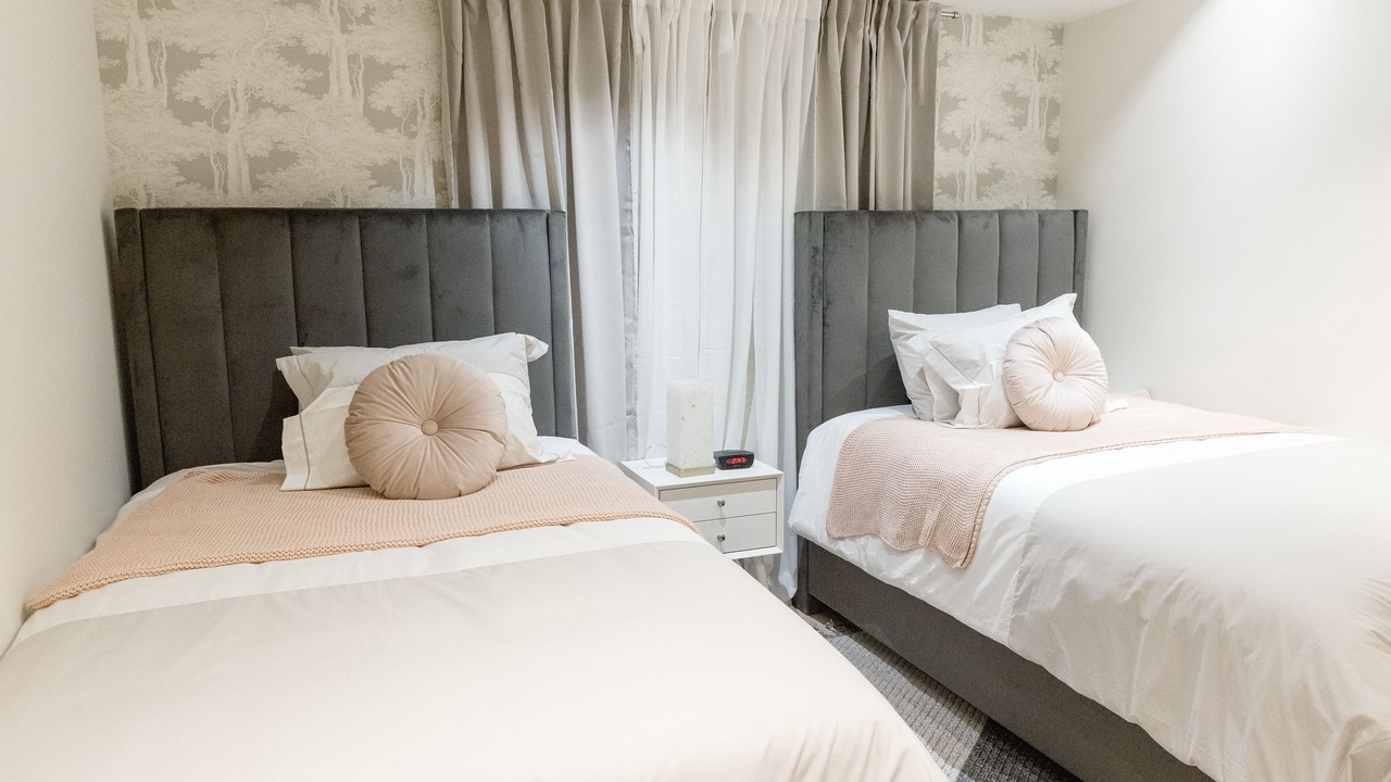 Photo of Bedroom in Midwood