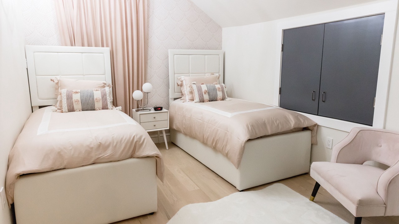 Photo of Bedroom in Midwood