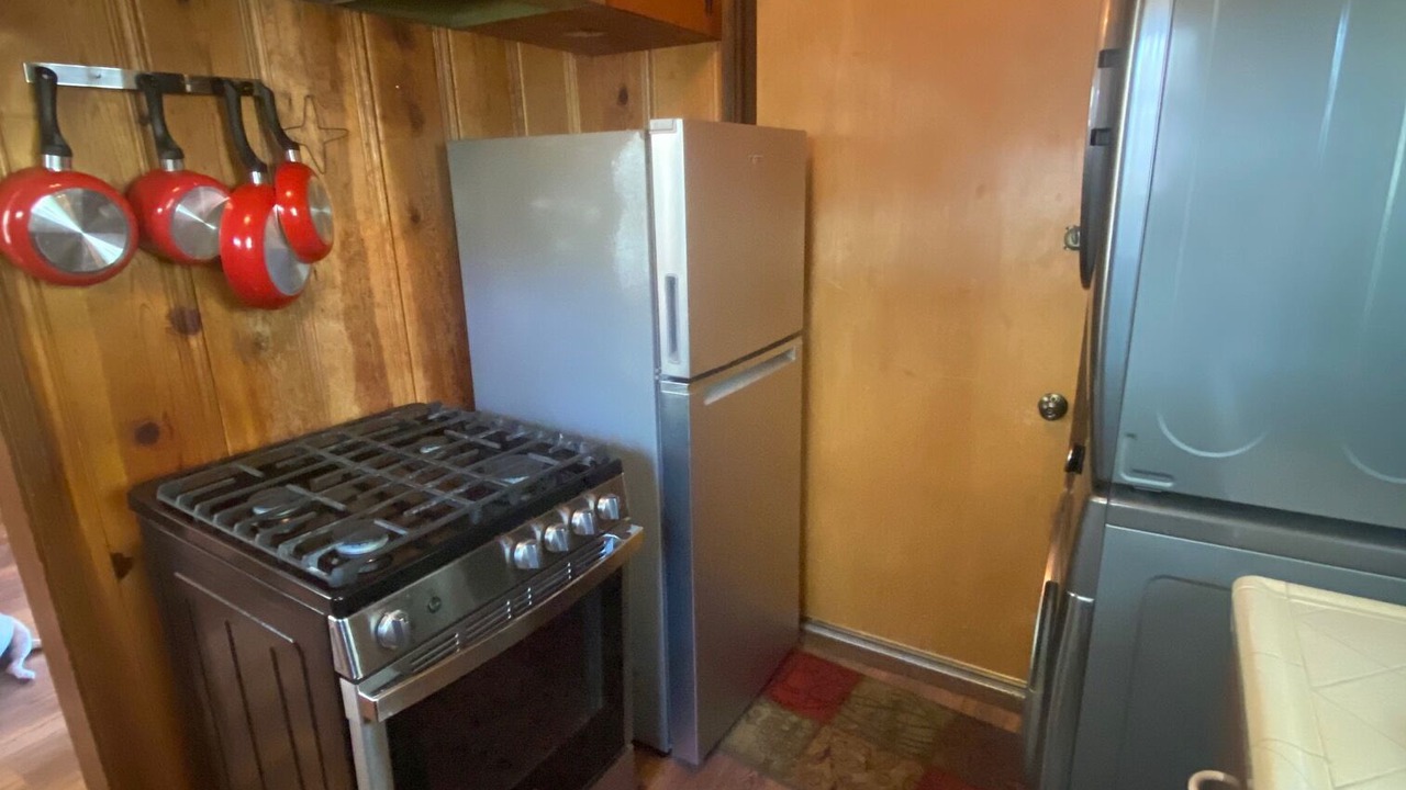 Photo of Kitchen in Green Valley Lake