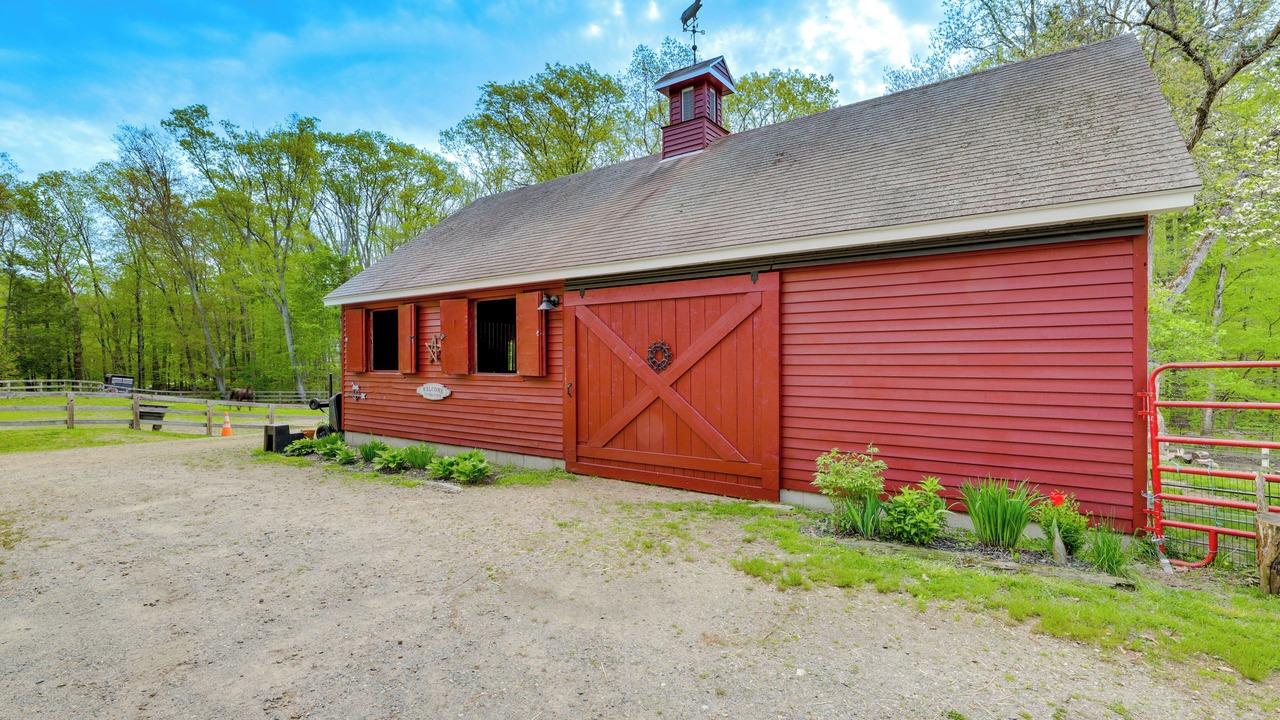 Photo of Outdoor in Ballouville