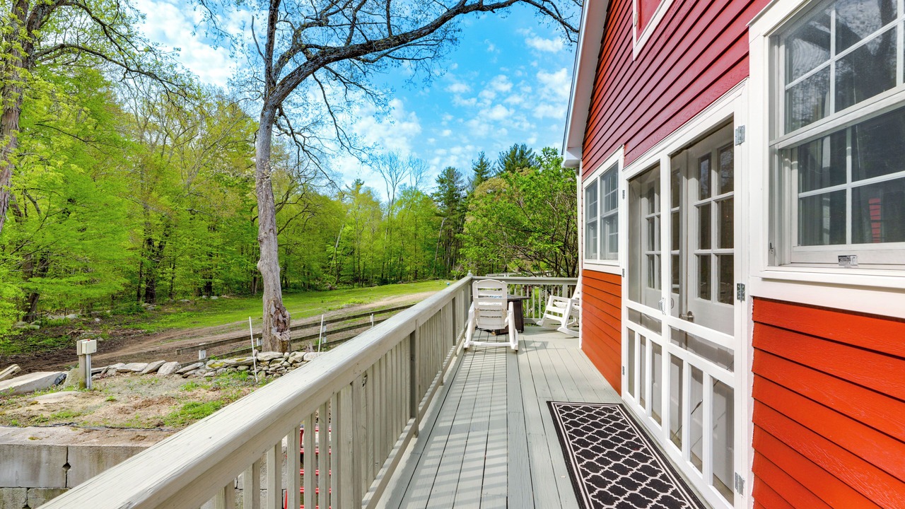 Photo of Patio Balcony in Ballouville
