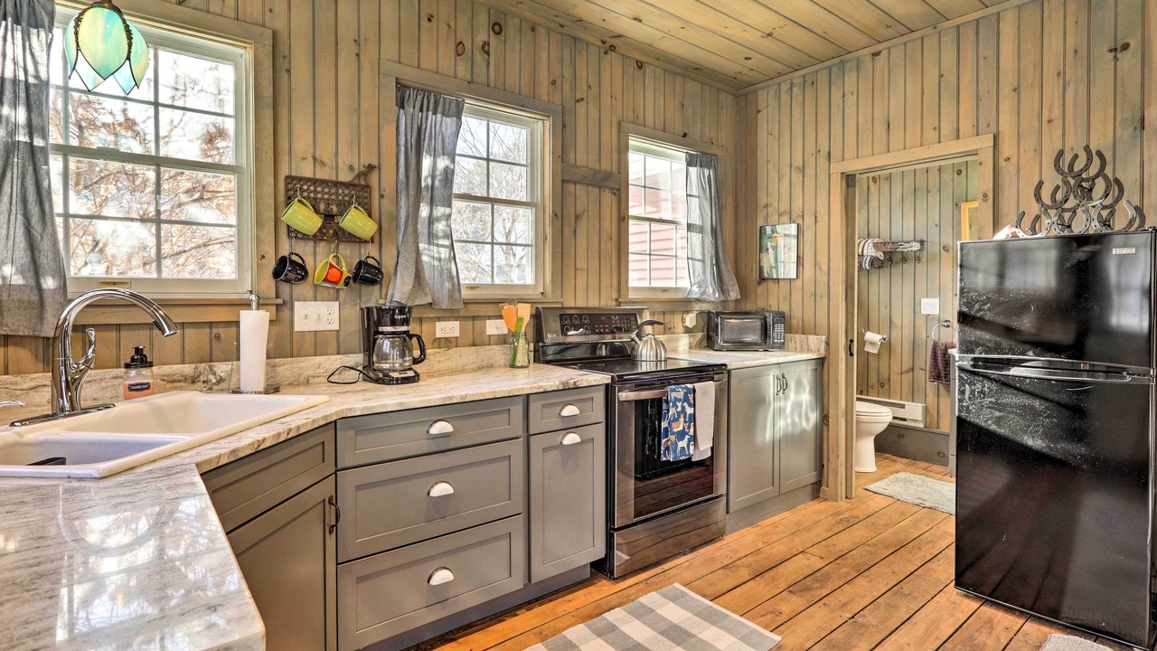 Photo of Others in Ballouville