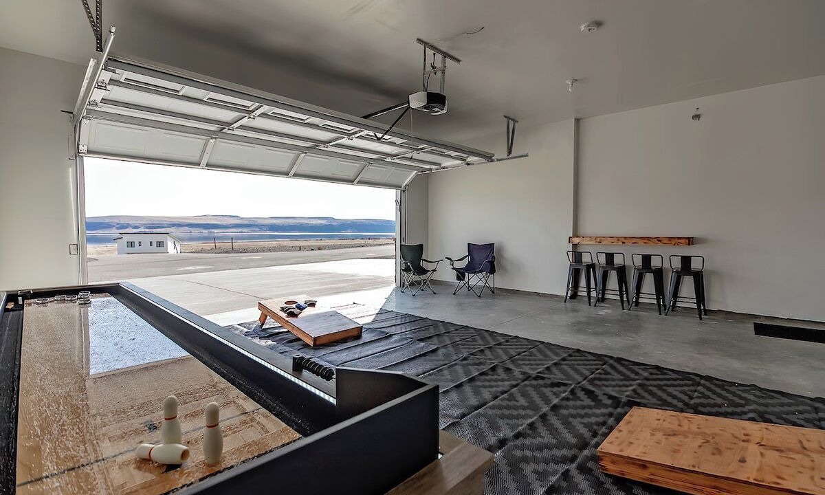 Photo of Bedroom in Sunland Estates