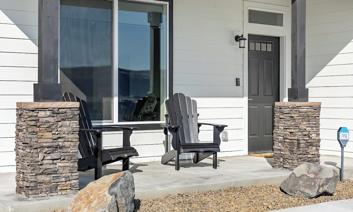 Photo of Patio Balcony in Sunland Estates