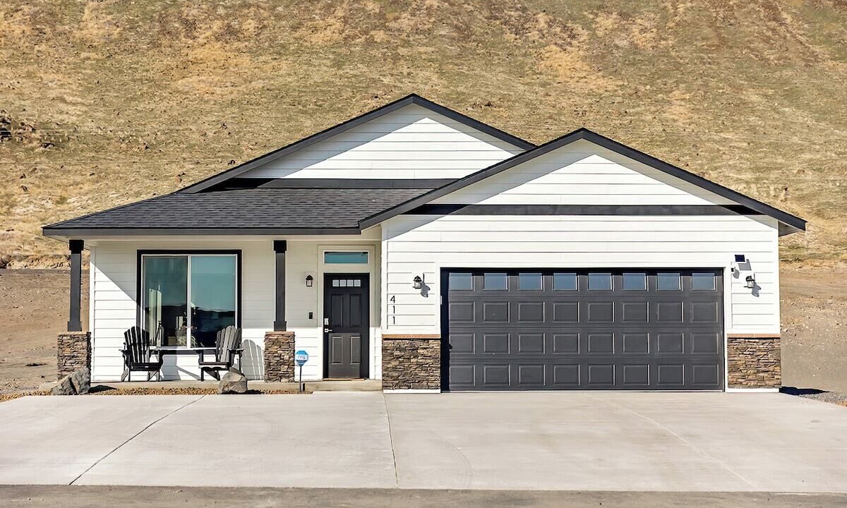 Photo of Outdoor in Sunland Estates