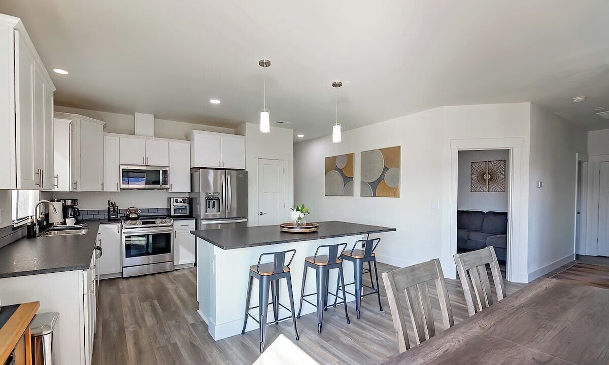 Photo of Kitchen in Sunland Estates