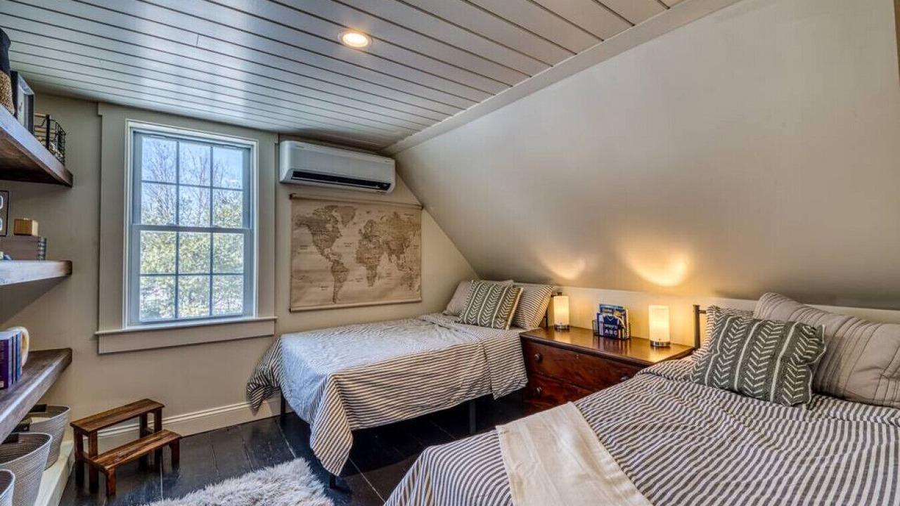 Photo of Bedroom in Liberty