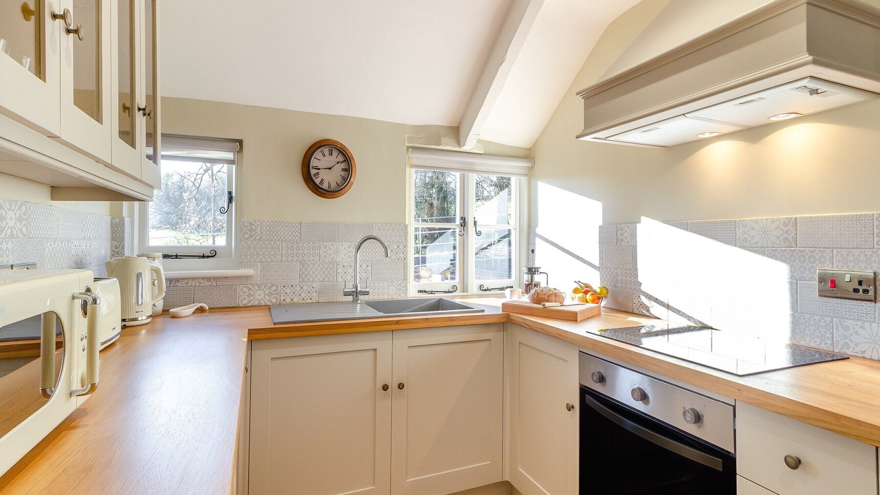 Photo of Others in Mitchel Troy